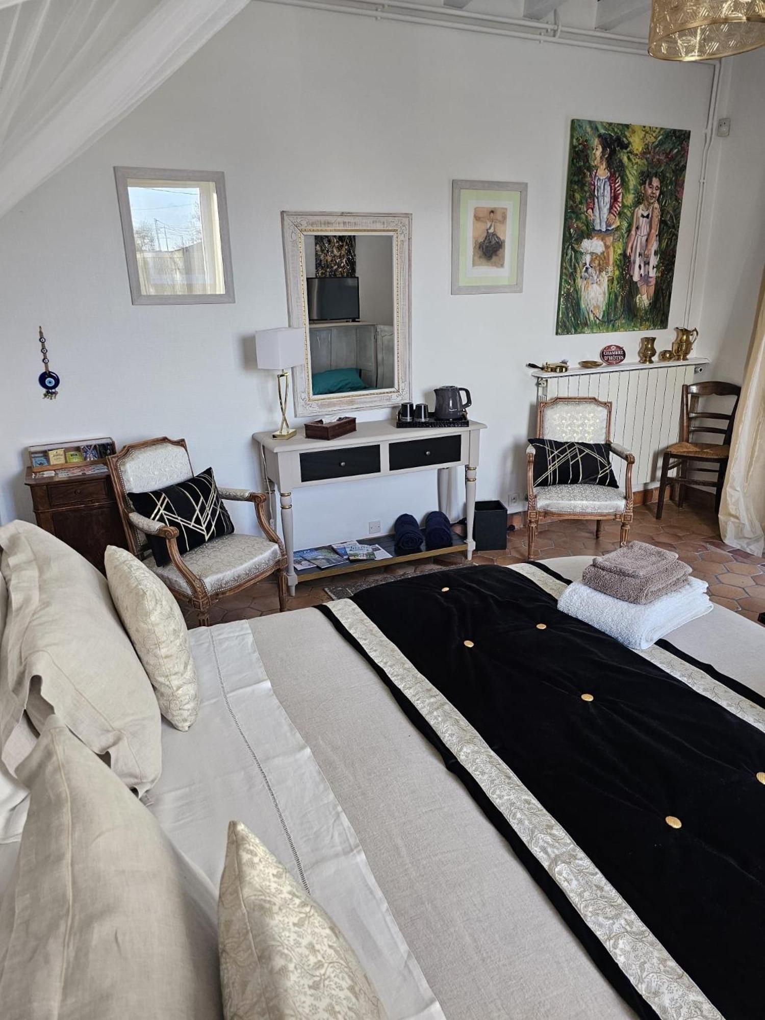 Chambre D'Hotes Les Roches Corme-Royal Kültér fotó